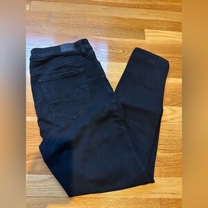 PRICE IS NEGOTIABLE 🖤👖 American Eagle Black Jeggings/Jean